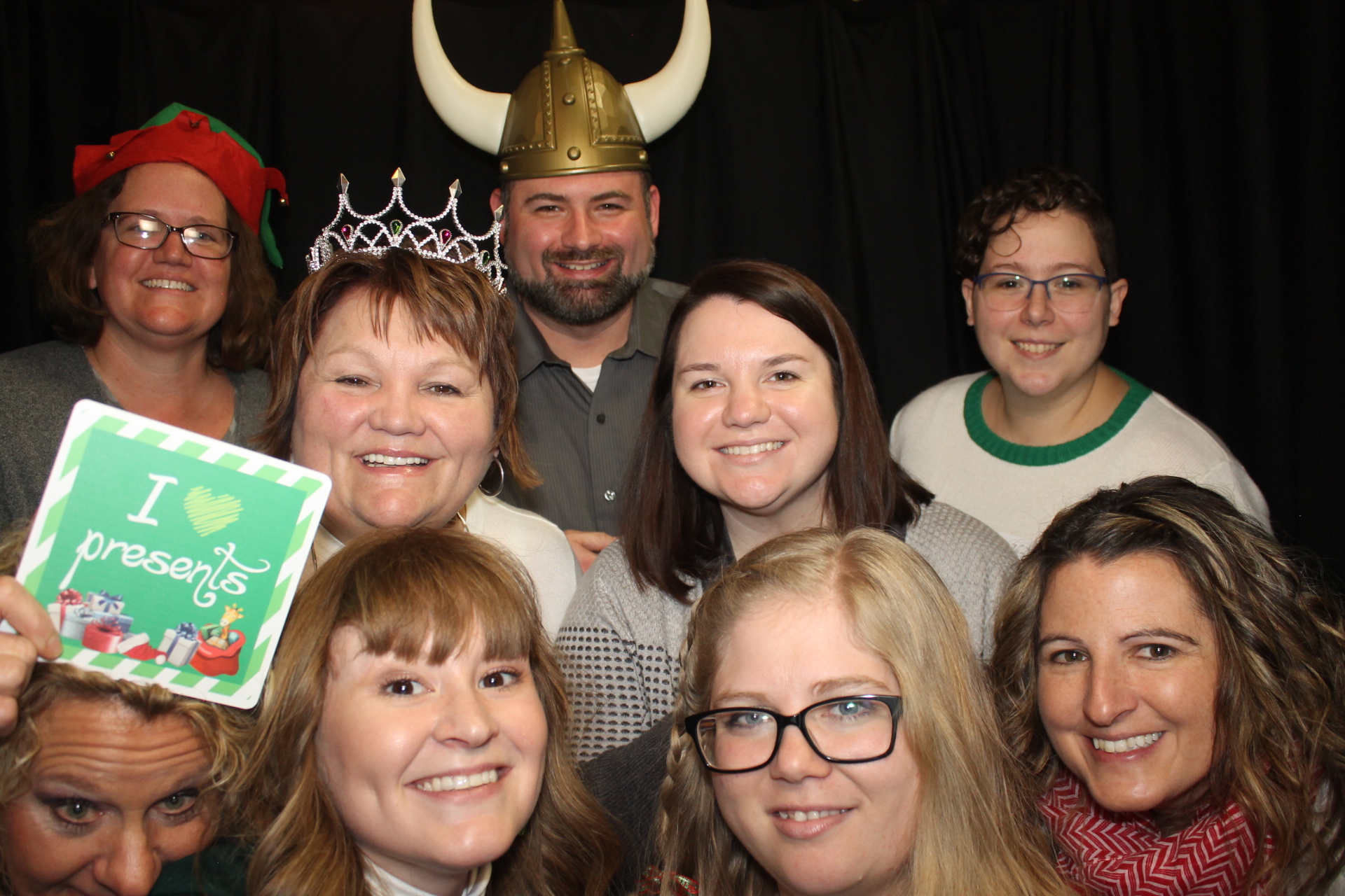 Mane Inc. | View more photos from the event at gallery.photoboothcincy.com/u/PhotoBoothCincy/Mane-Inc